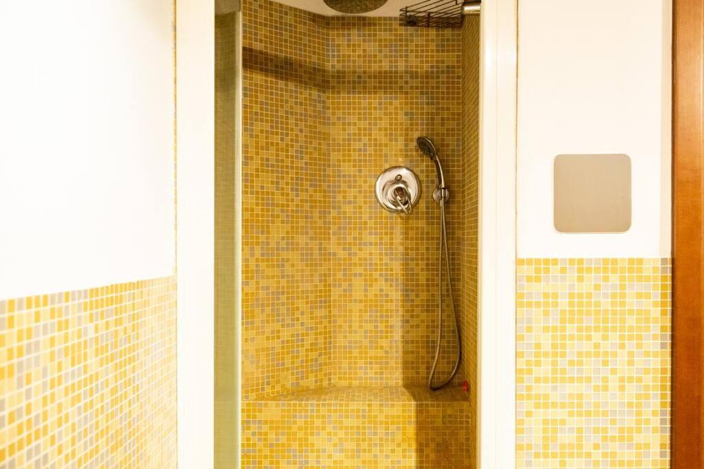 Ferienwohnung 2 Min Da Porta Genova - Elegante Bilocale Mailand Exterior foto