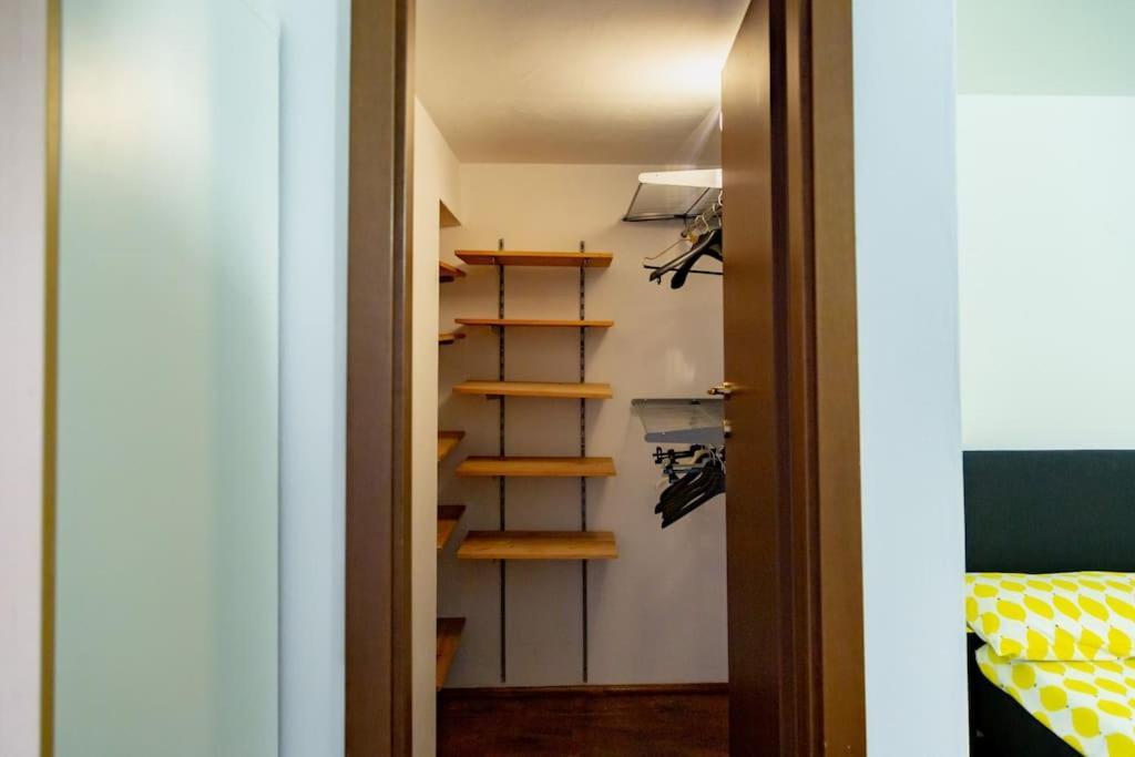 Ferienwohnung 2 Min Da Porta Genova - Elegante Bilocale Mailand Exterior foto