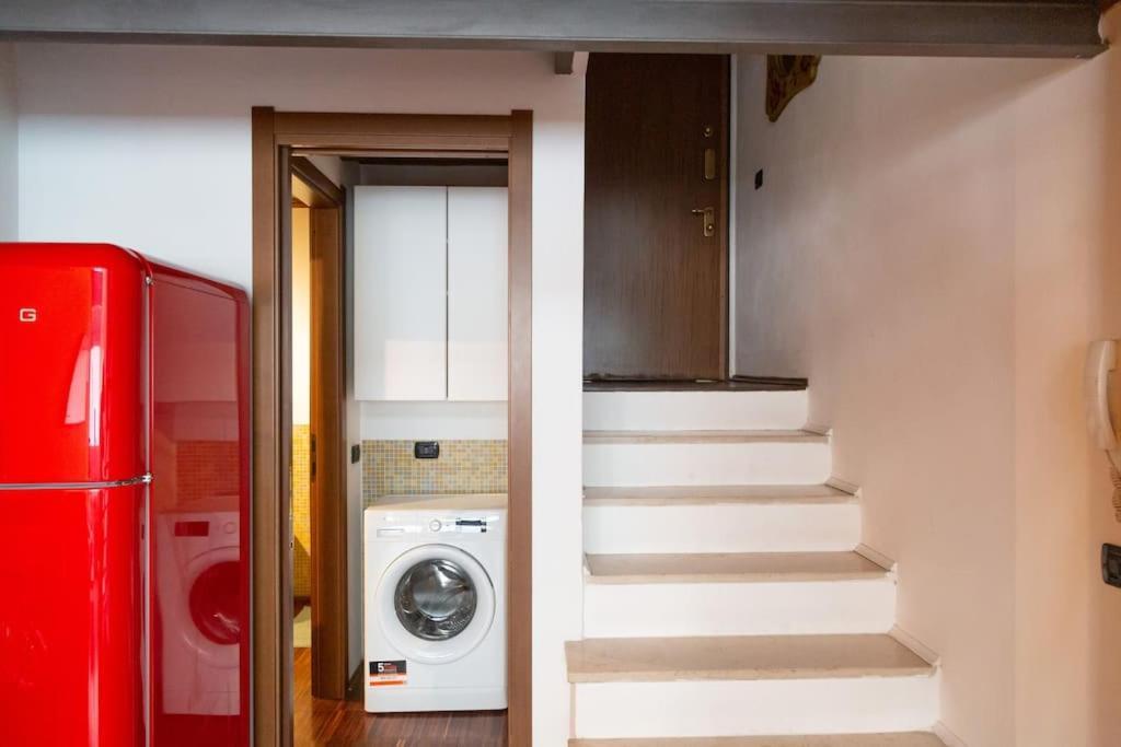 Ferienwohnung 2 Min Da Porta Genova - Elegante Bilocale Mailand Exterior foto